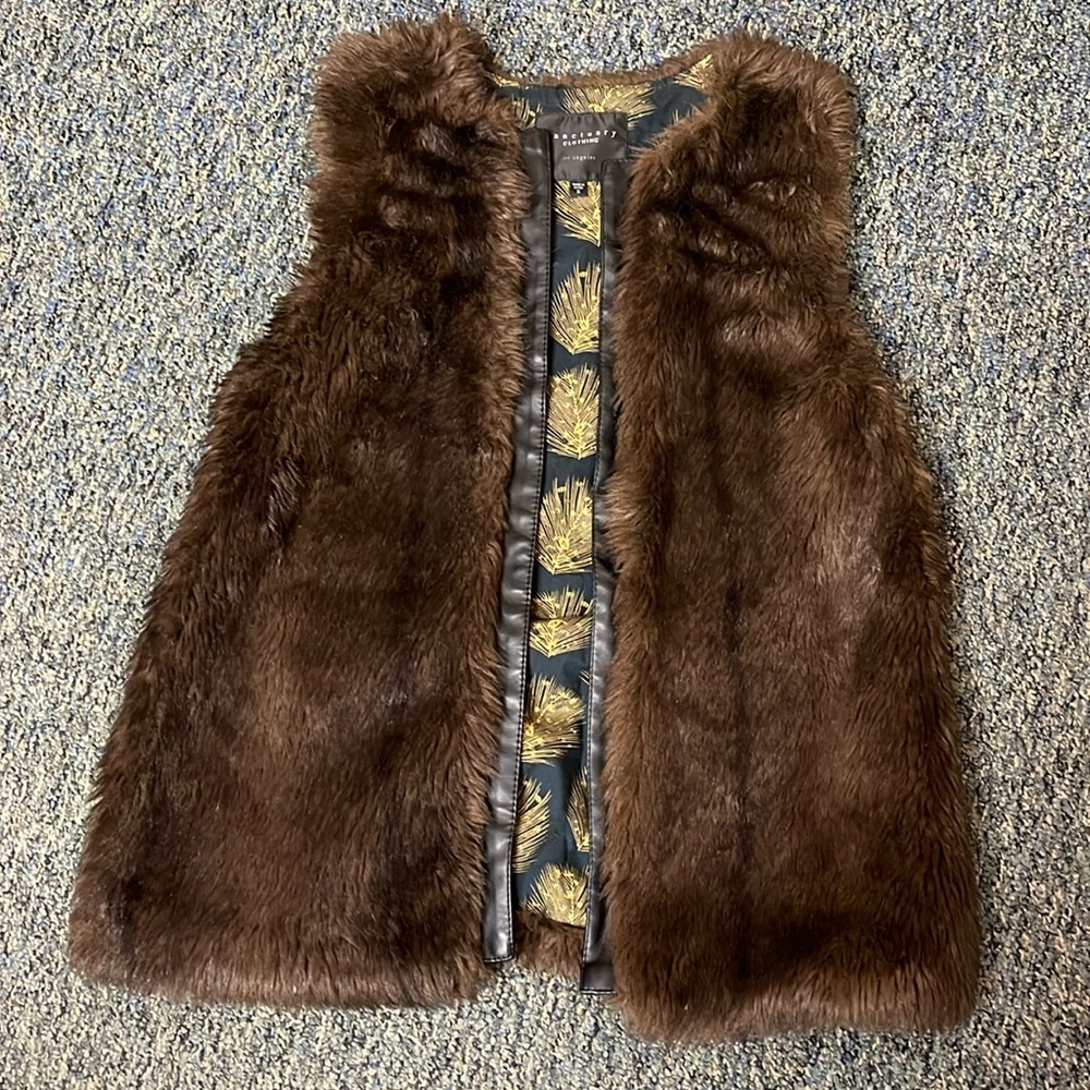 Sanctuary clothing Los Angeles vegan faux fur leather trim vest size M 🔥